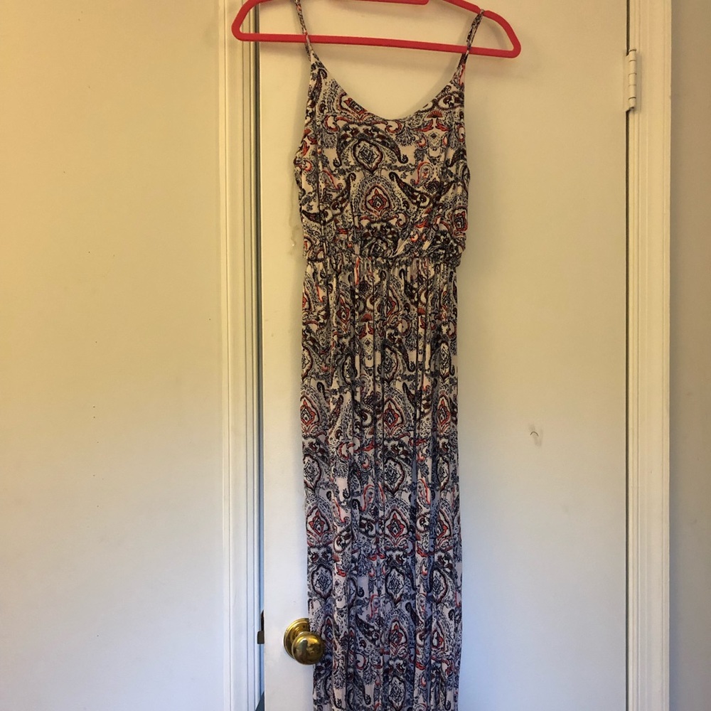 Maxi paisley dress